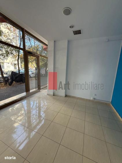 Spațiu comercial, de 241 mp, în 1 Mai