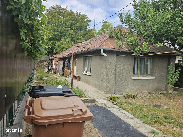 Casă cu 3 camere în Central