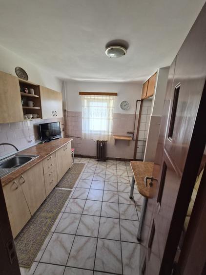 Apartament cu 2 camere semidecomandat în Nord-Vest