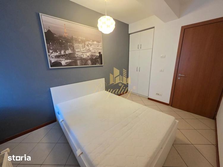 Apartament cu 3 camere decomandat, mobilat în Aradului