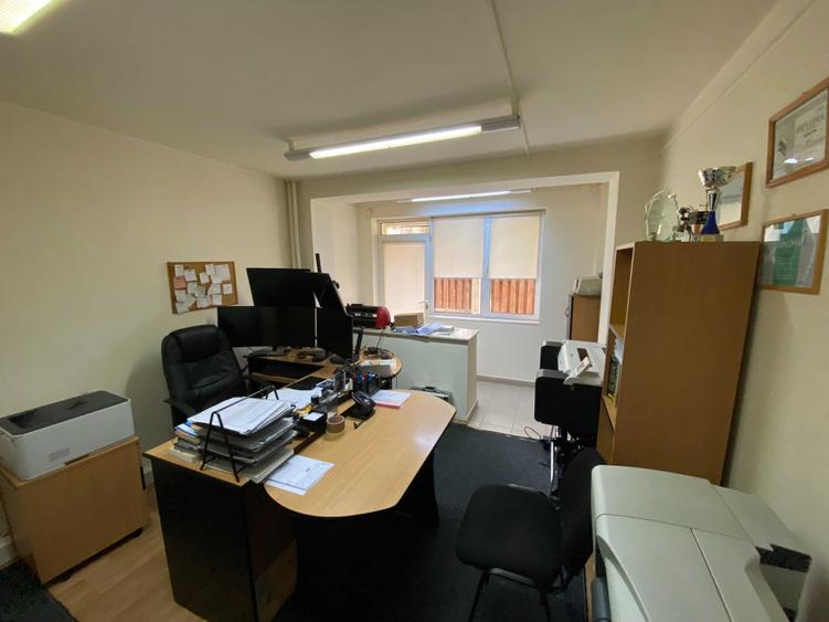 Apartament cu 3 camere decomandat în Ultracentral