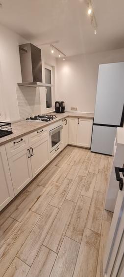 Apartament cu 2 camere decomandat în Eroii Revoluției