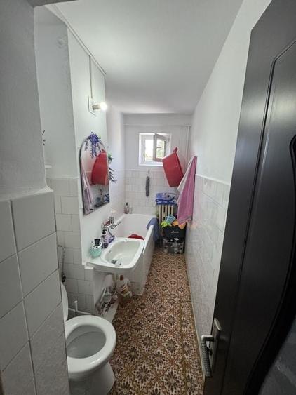 Apartament 2 camere semidecomandat KM 4-5 - Scoala 37 - 3