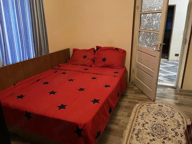 Casă cu 4 camere cu Teren 3960 Mp în Strejești