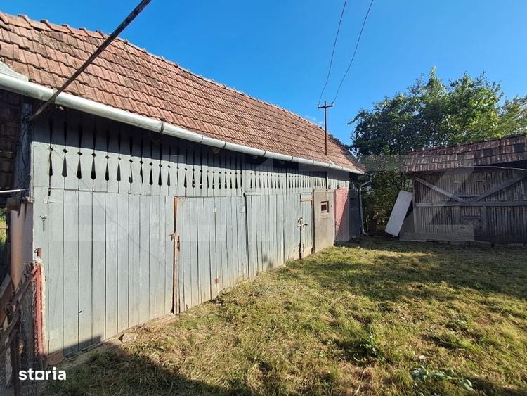 Casă cu 3 camere în Criș
