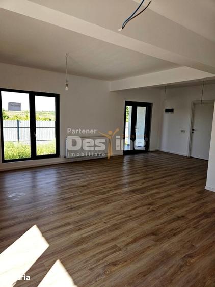 Casă cu 3 camere cu Teren 350 Mp în Bârnova
