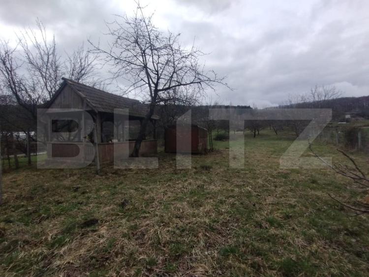Teren Construcții intravilan de 1700 mp, în Sud-Est