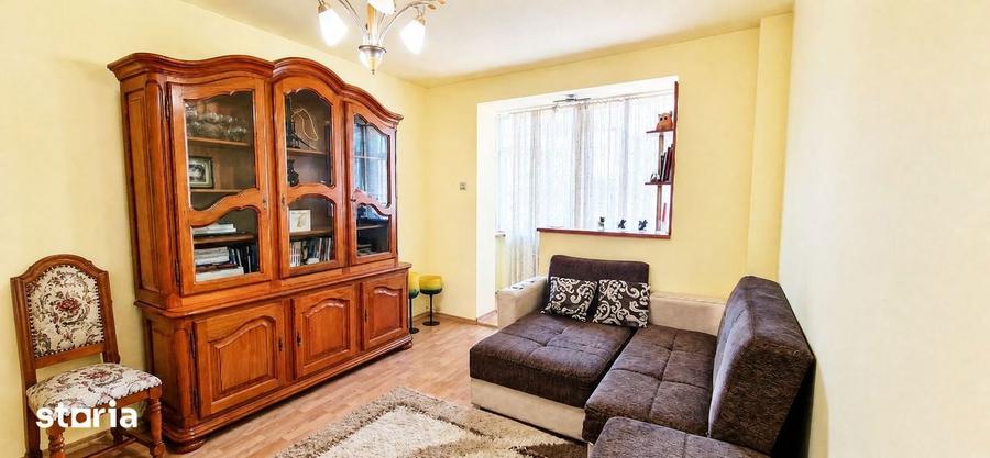 Apartament 4 camere 84 mp Tatarasi Dispecer 126000 euro - 2
