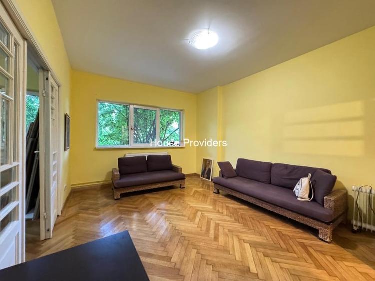 Apartament cu 3 camere, mobilat în Unirii