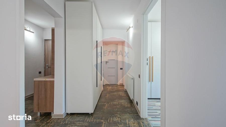 Apartament cu 4 camere, mobilat în Movilei