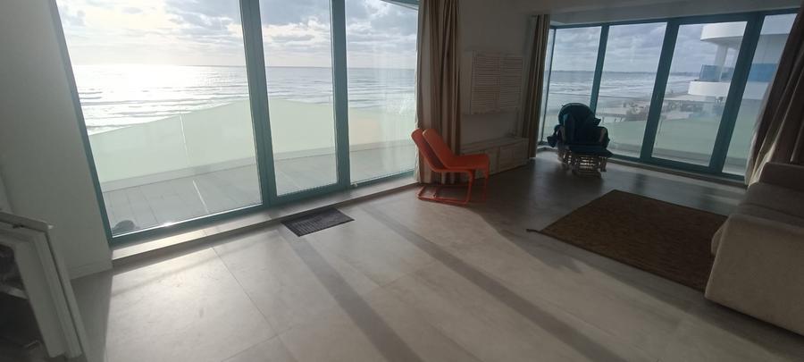 Apartament cu 2 camere semidecomandat, mobilat în Est