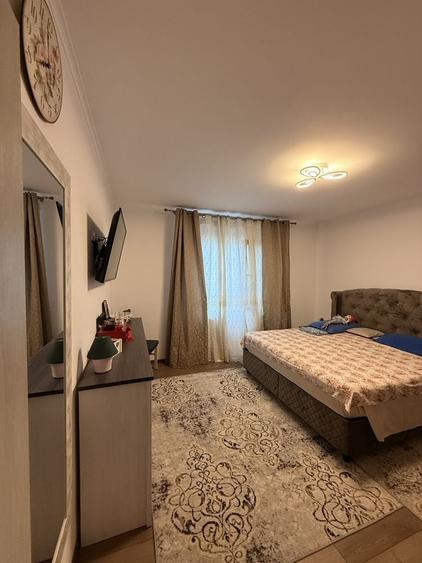 Casă cu 3 camere în Valu lui Traian