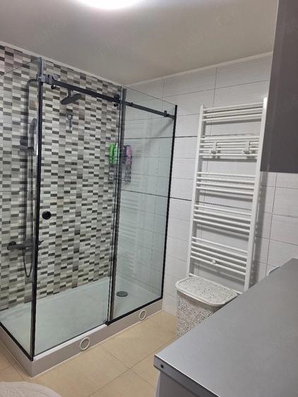 Apartament cu 3 camere nedecomandat în Tancodrom