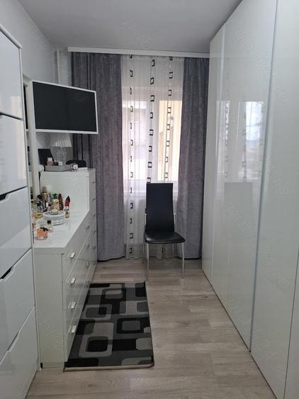 Apartament cu 3 camere decomandat în Nord