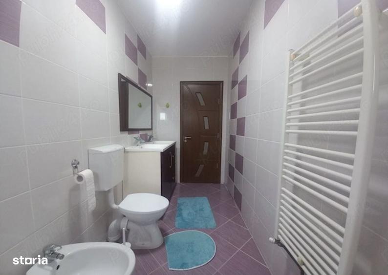 Apartament cu 3 camere decomandat în Soarelui