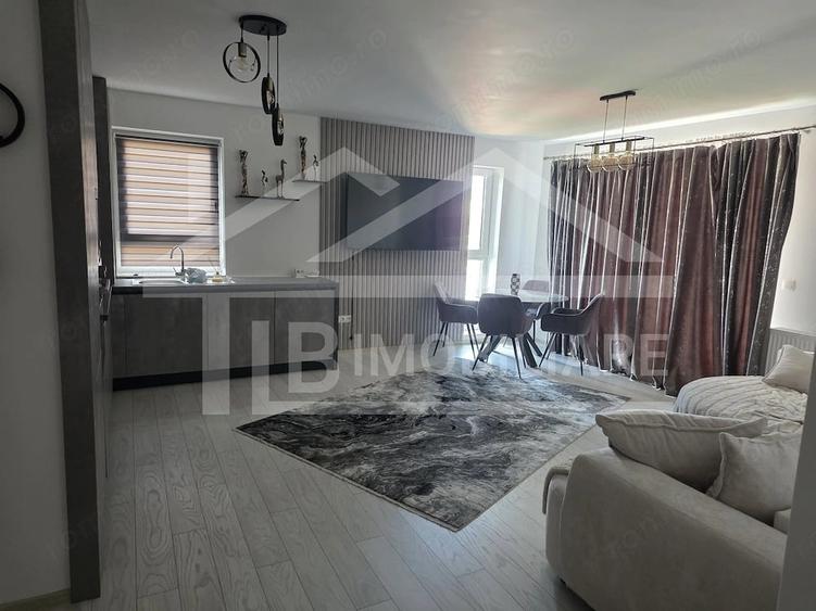 Apartament cu 3 camere decomandat în Libertății
