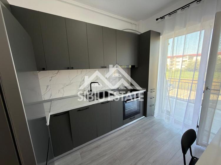 Apartament de închiriat , 2 camere decomandate, cu balcon - 6