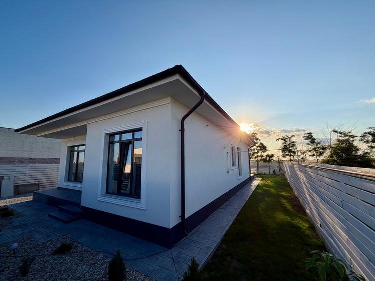 Casa 4 camere de vânzare individuala parter || Berceni ilfov || 426 mp- La cheie - 17