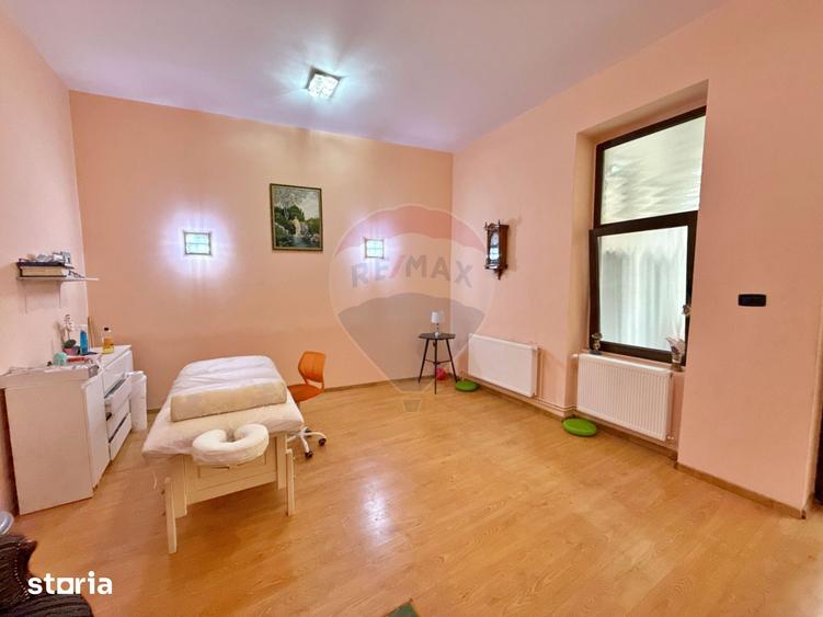 Spațiu comercial, de 117.3 mp, în Central