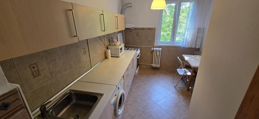 Apartament cu 2 camere decomandat, mobilat în Drumul Taberei