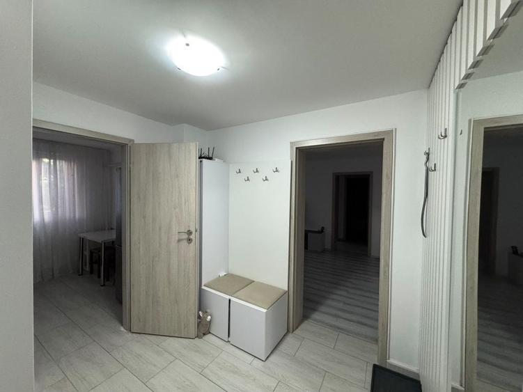 Apartament cu 2 camere semidecomandat în Drumul Taberei