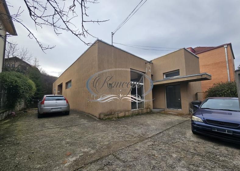 Spațiu comercial, de 160 mp, în Mănăștur