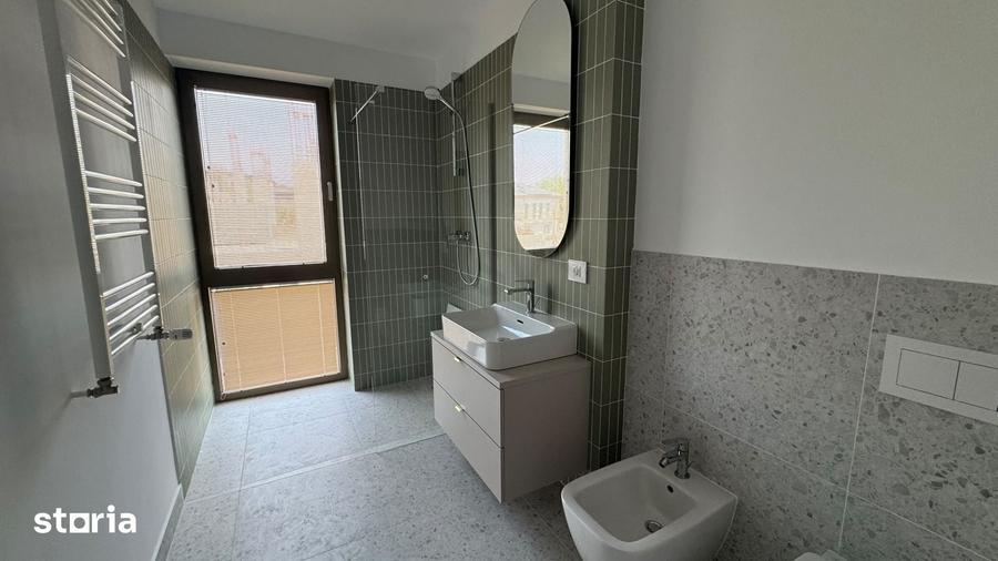 Casă cu 5 camere cu Teren 300 Mp în Floreasca