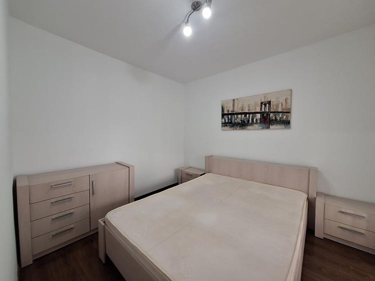Apartament cu 2 camere semidecomandat, mobilat în Circumvalațiunii