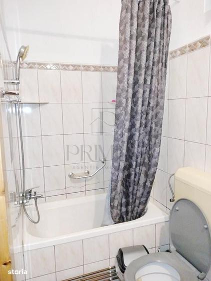 Apartament cu 3 camere semidecomandat, mobilat în Mehala