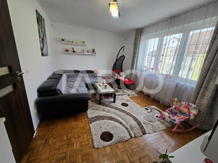 Apartament cu 2 camere nedecomandat, mobilat în Terezian