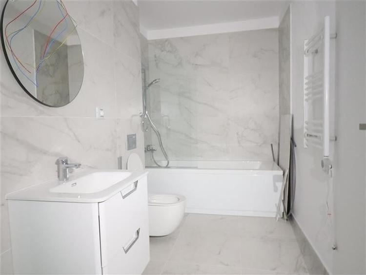 Apartament cu 2 camere decomandat în Mărăști
