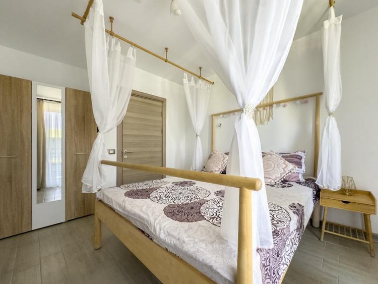 Apartament cu 2 camere decomandat, mobilat în Mamaia-Sat