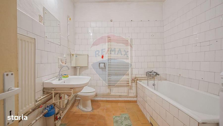 Casă cu 3 camere cu Teren 149 Mp în Centrul Istoric