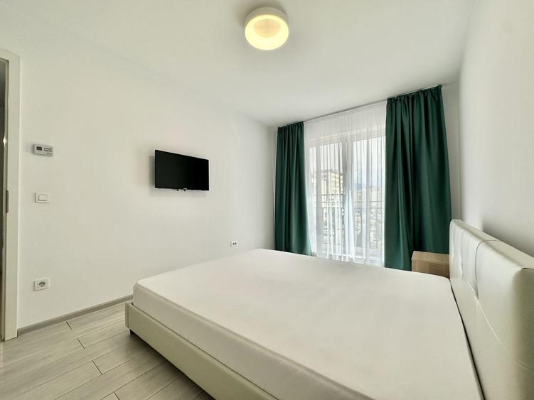Apartament cu 2 camere decomandat, mobilat în Tractorul