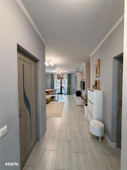 Casă cu 5 camere cu Teren 300 Mp în Sântandrei