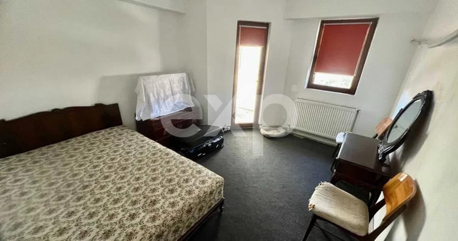Apartament cu 3 camere decomandat în Capitol
