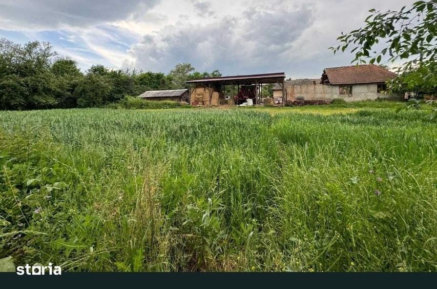 Casă cu 3 camere cu Teren 2150 Mp în Someș-Odorhei