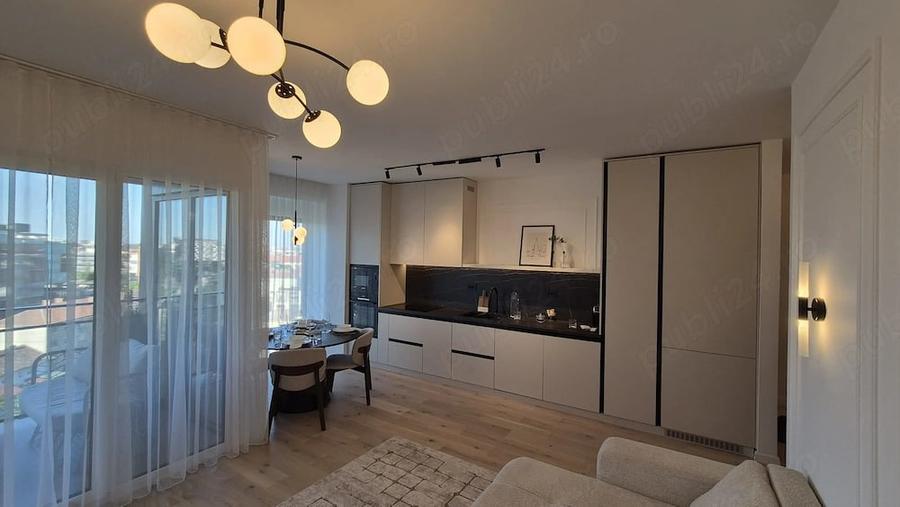 Apartament cu 2 camere decomandat, mobilat în Ultracentral