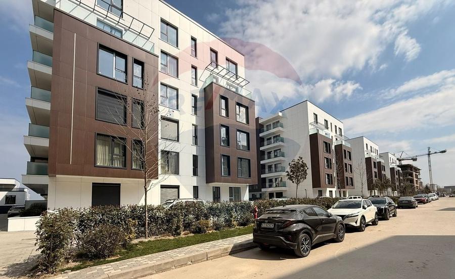 Apartament cu 2 camere semidecomandat în Pipera