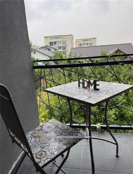 Apartament cu 2 camere decomandat, mobilat în Hlincea