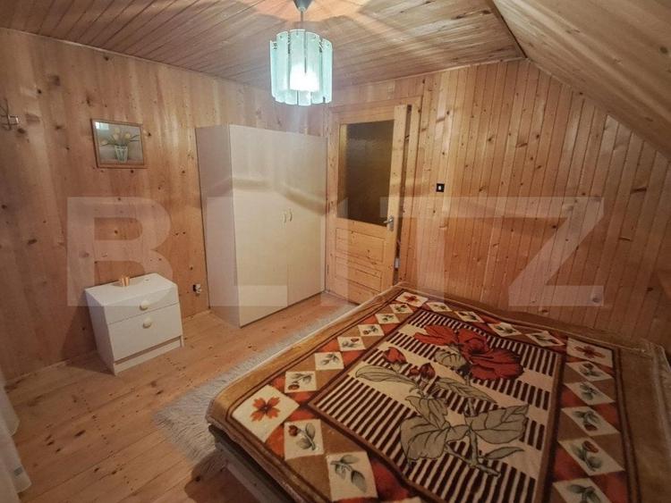Casă individuală cu 4 camere cu Teren 240 Mp în Central
