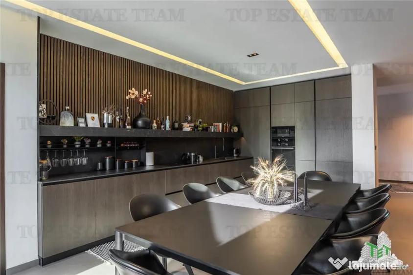 Casă cu 6 camere cu Teren 1000 Mp în Corbeanca