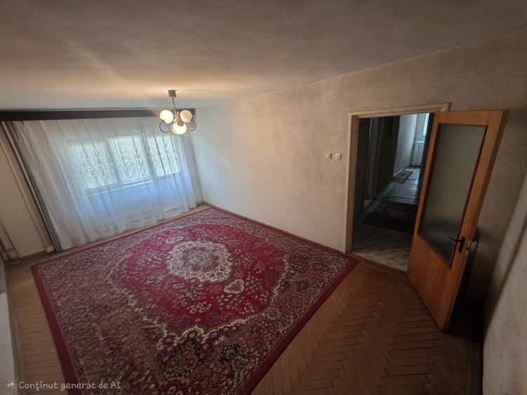 Apartament cu 3 camere decomandat în Central