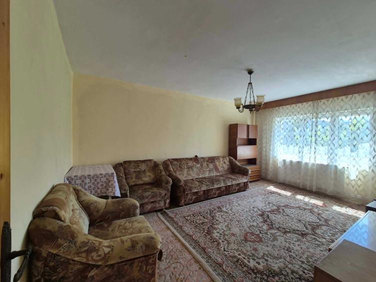 Apartament cu 3 camere decomandat în Dorobanți 2