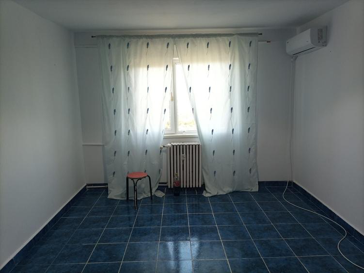 Garsonieră semidecomandată în Palazu Mare
