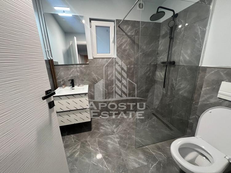 Apartament cu 2 camere semidecomandat, mobilat în Ghiroda