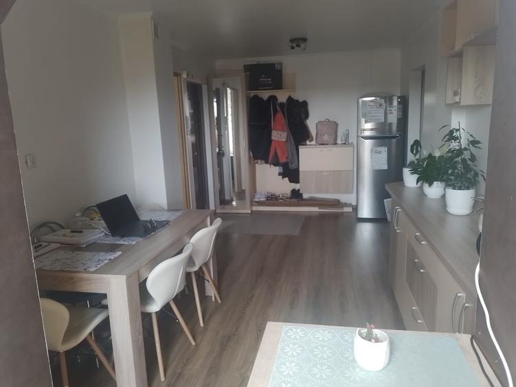 Apartament cu 3 camere decomandat în 1 Mai