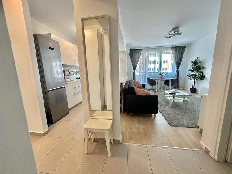 Apartament cu 2 camere semidecomandat în Dristor