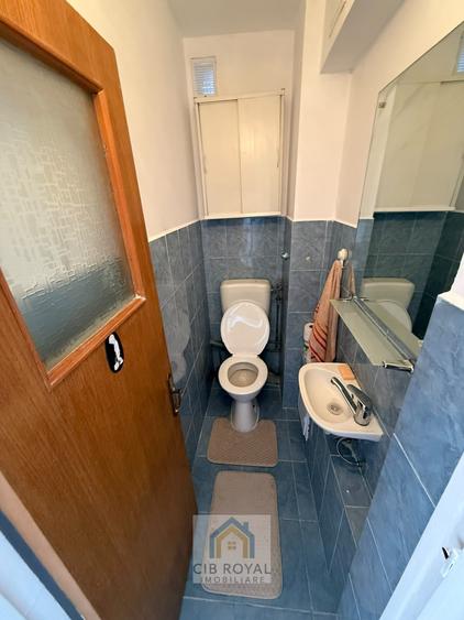 Apartament cu 3 camere semidecomandat, mobilat în Militari