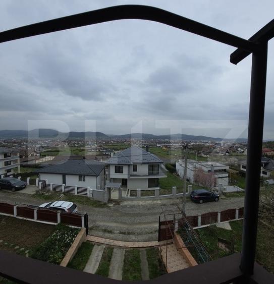 Casă individuală cu 4 camere cu Canalizare în Periferie
